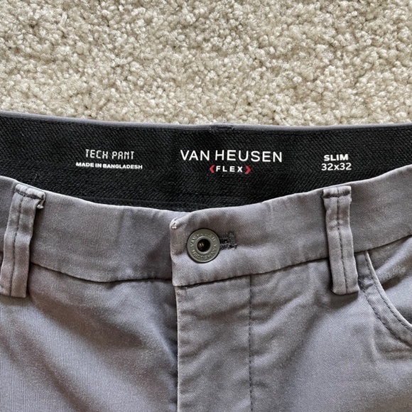 Men’s Gray Van Heusen Flex Tech Pant Slim 32x32 - Picture 2 of 4